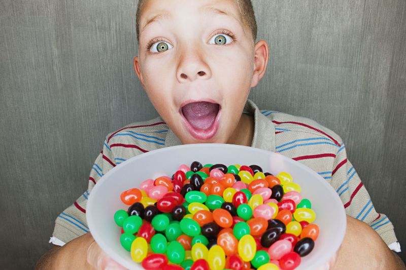 Çocukları şekerden uzak tutmanın etkili yolları